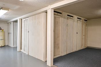 Free storage units